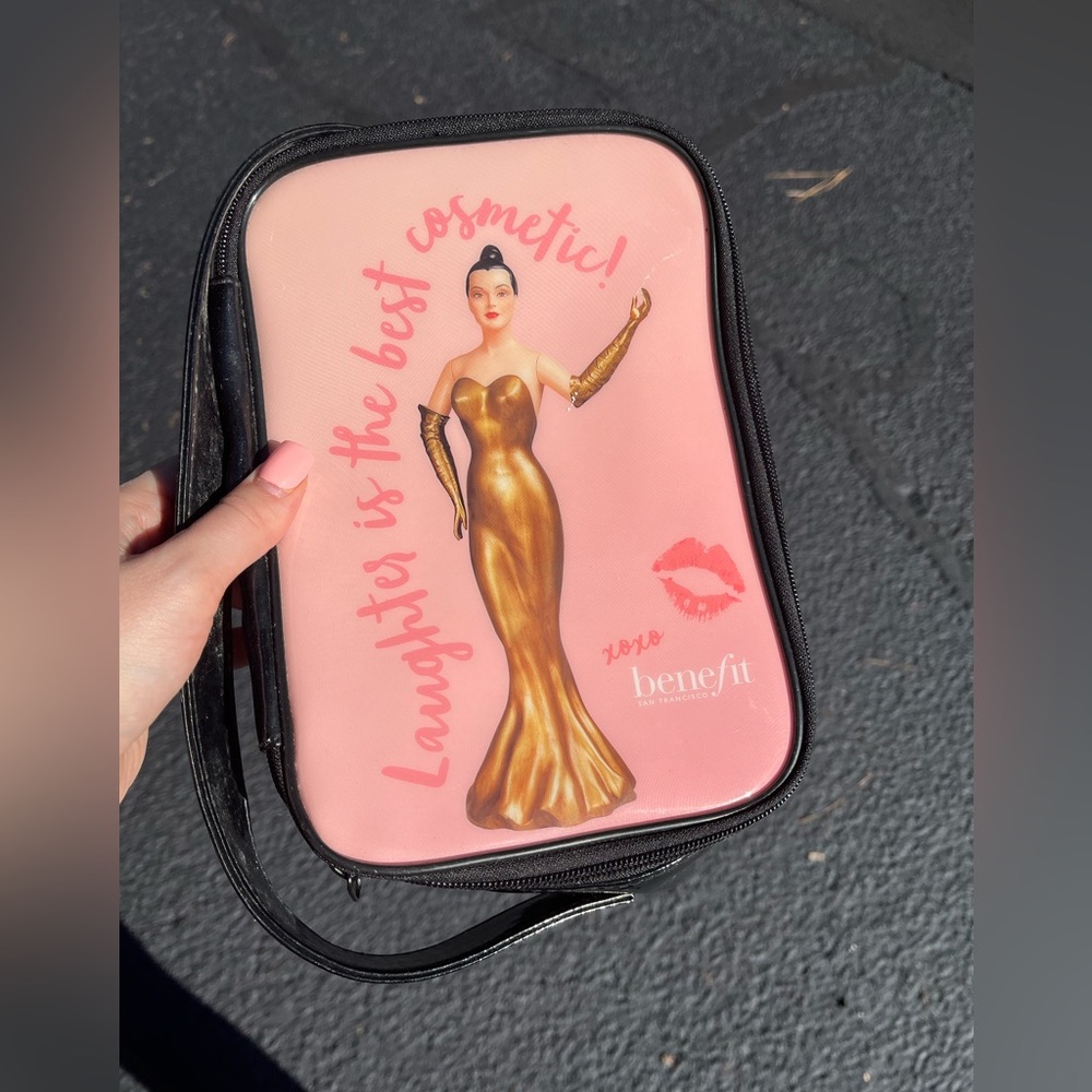 Benefit cosmetic bag (large)